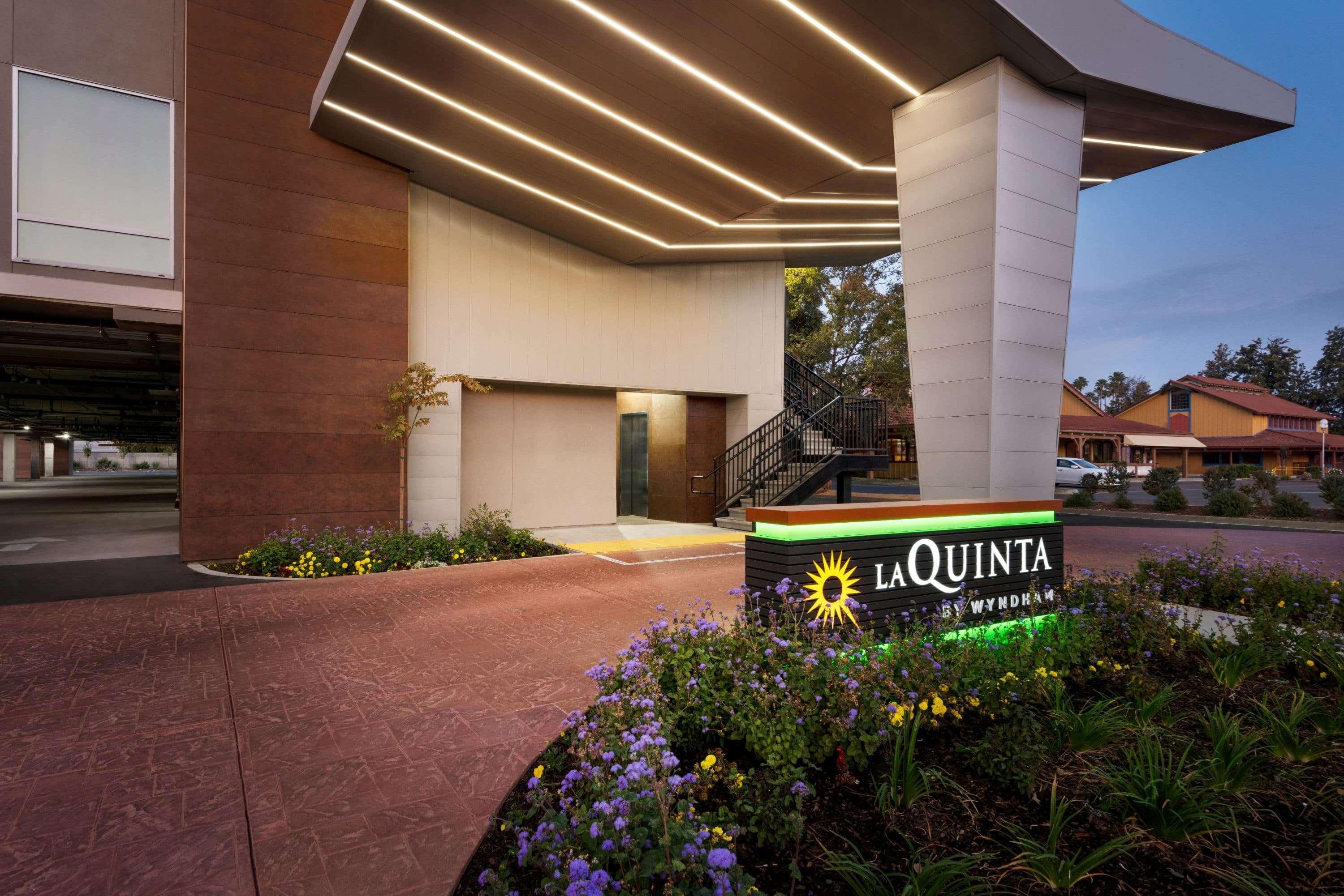 La Quinta By Wyndham Clovis Ca Hotel Ngoại thất bức ảnh